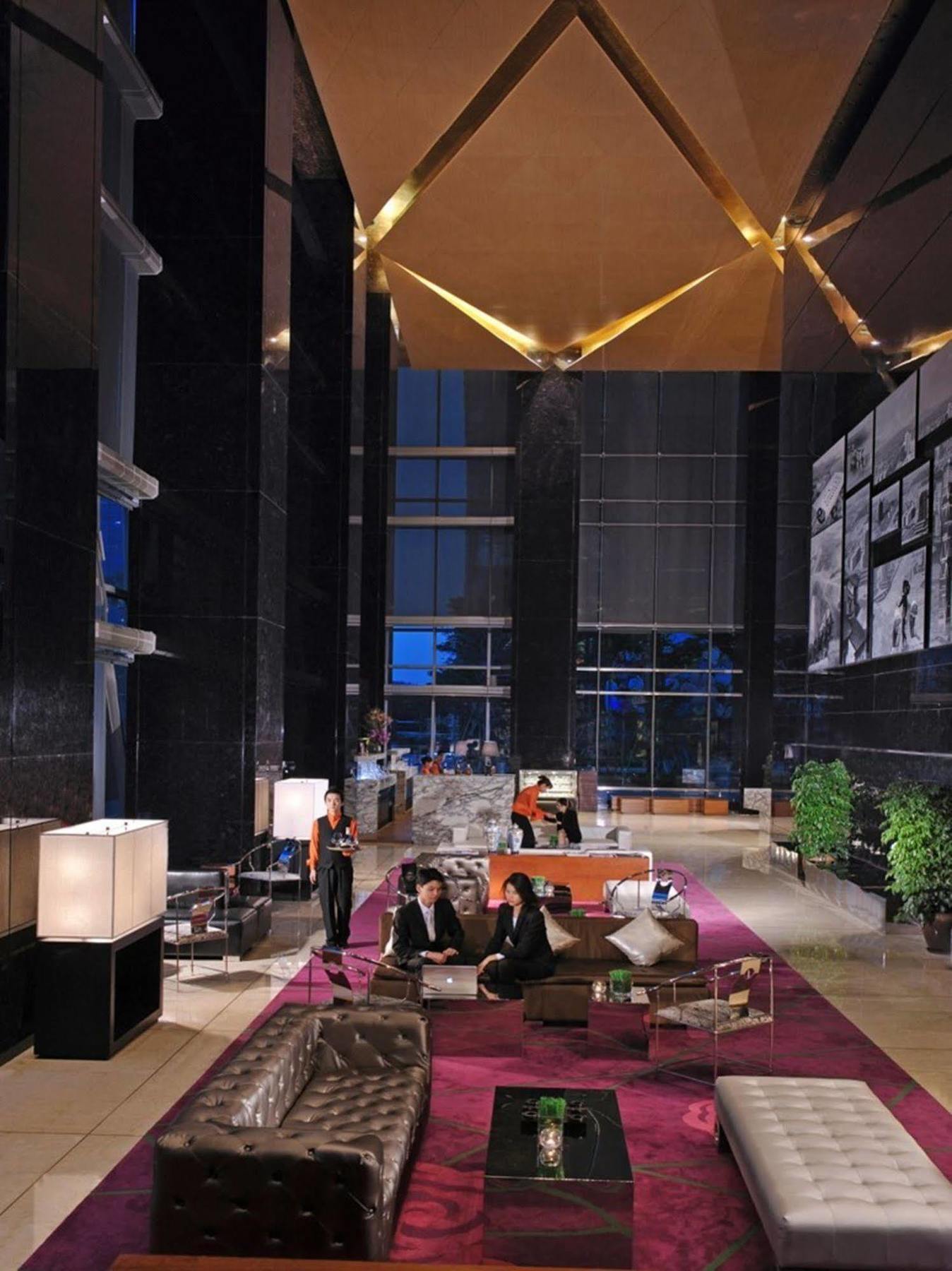 Wongtee V Hotel Shenzhen Exterior photo